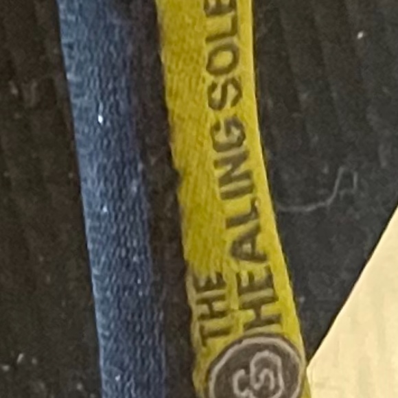 Healing Sole Flip Flops & Plantar Fasciitis Boots - Picture 6 of 12